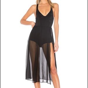 ONYX DRESS IN BLACK NBD size medium